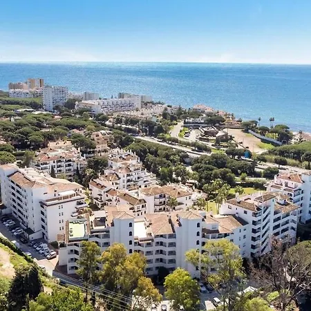 Elegant Coastal Escape * מיחאס קוסטה